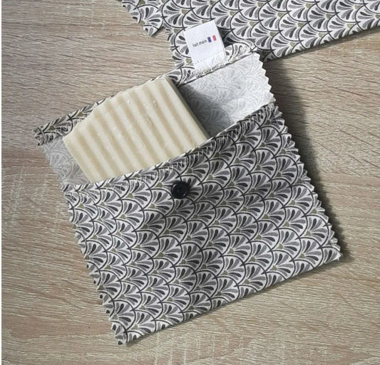 Pochette - Tissu cretonne enduite - écaille gris - Fait main