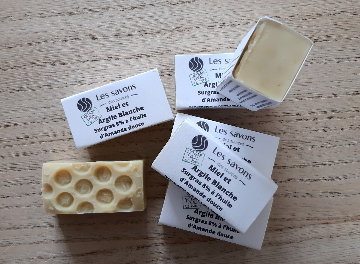 Petits Savons au Miel pour gîtes 20g lot de 10.